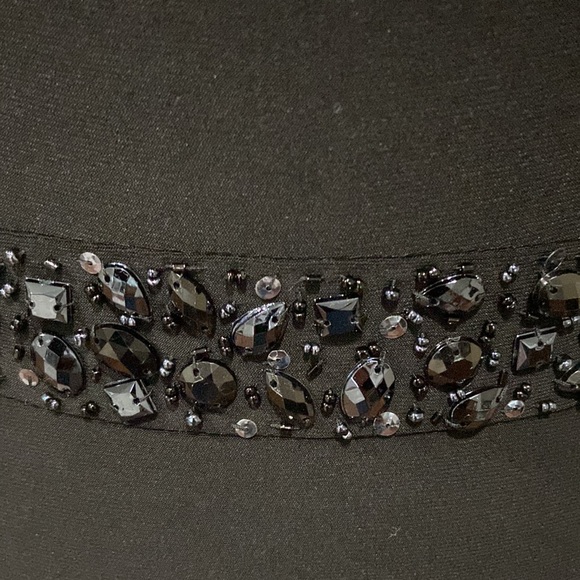 NWT size 4 MARINA FORMAL DRESS. JERSEY MATERIAL WITH MESH BEADED LONG SLEEVES - Picture 7 of 9